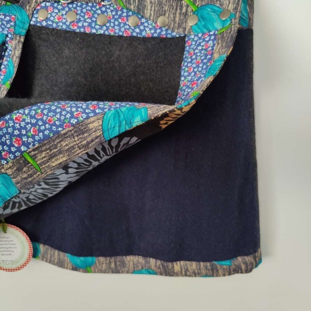 Moshiki Reversible Adjustable Wrap Mini Skirt - Picture 3 of 8